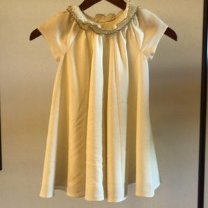 Beautiful Lili Gaufrete white dress